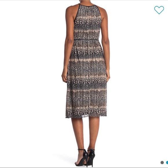 London Times Shirred Waist Tie Dress - Picture 4 of 6